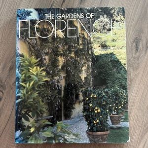 Book: The Gardens of Florence Rizzoli New York